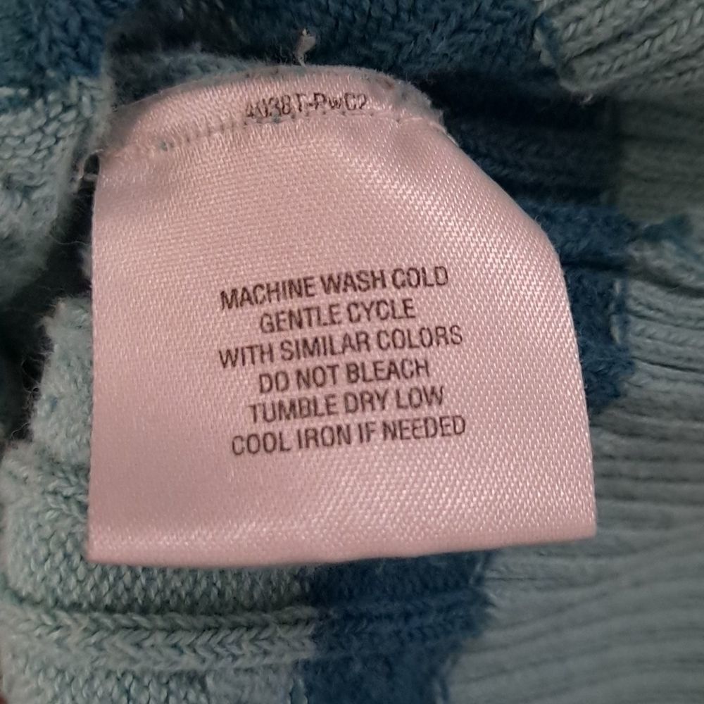 Basic Editions V-Neck Sweater Mint Large - Picture 5 of 5